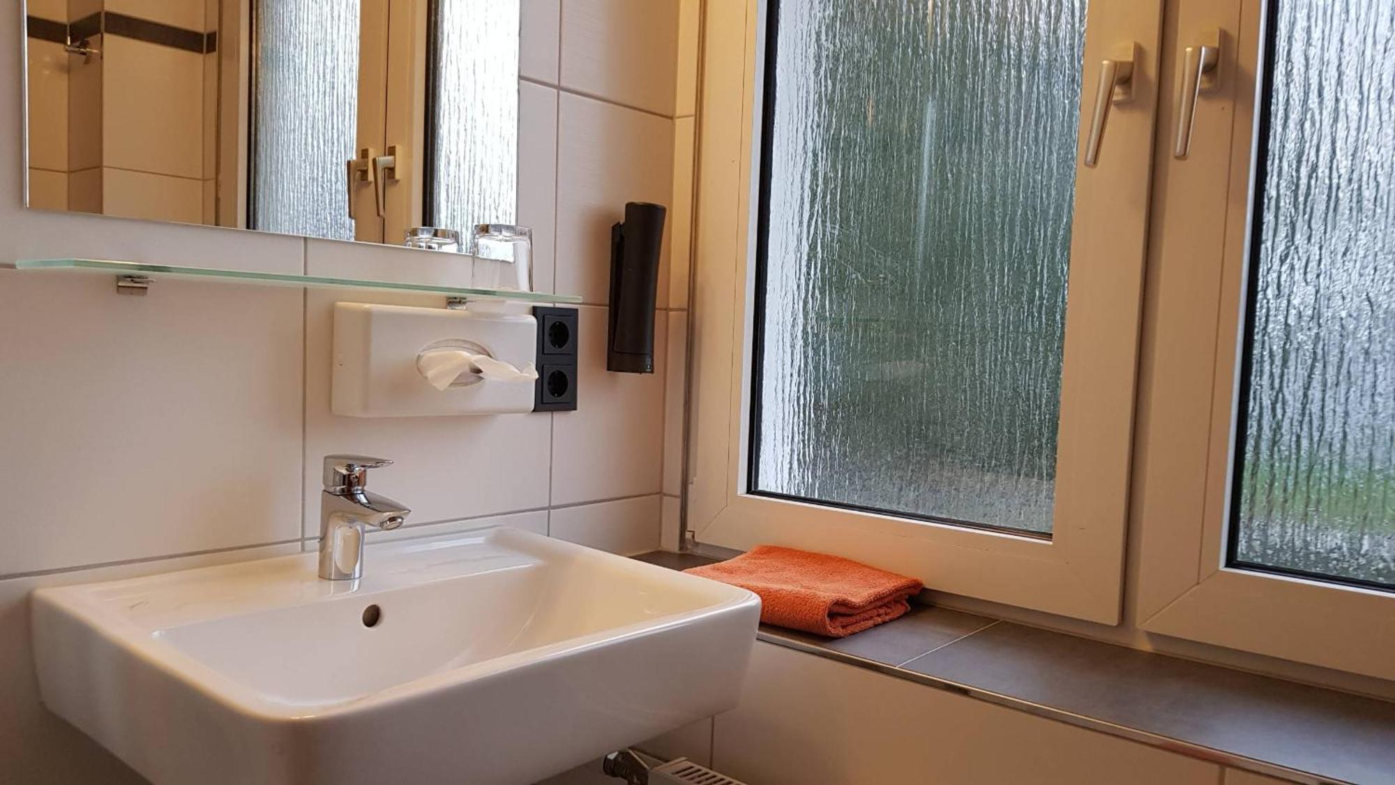 Hotel Walz Salzkotten Εξωτερικό φωτογραφία